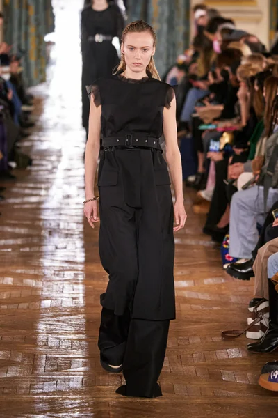 Look 34